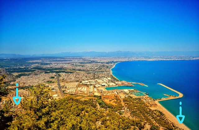 D-4. Mountain and Pool View, Free WiFi, Spacious