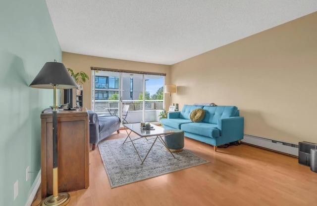 D16 - Beautiful 1 bedroom South Granville