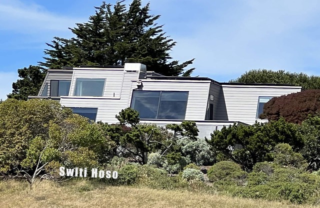 Dazzling Luxury Ocean views, Hot Tub, Golf, AC, Theater, Chef Options @SwitiHoso