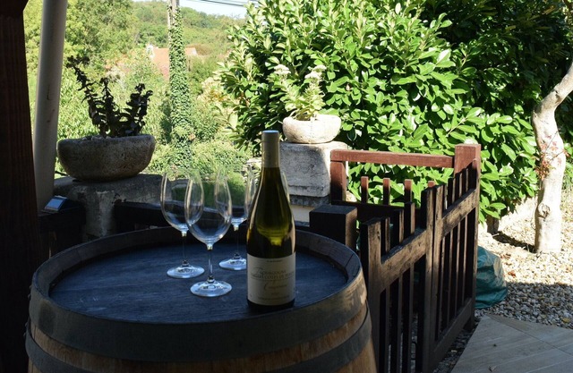 Discover Beaune and surrounding areas. Thermes de Santenay a proximité.