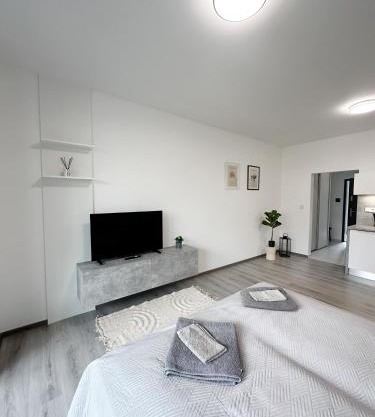 DMR APARTMENTS Parkview