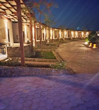 Dolphin Continental Hotel