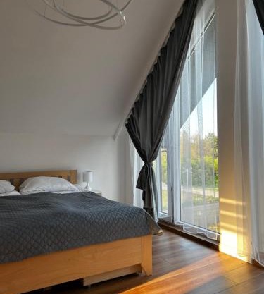 Dom na łące Jantar