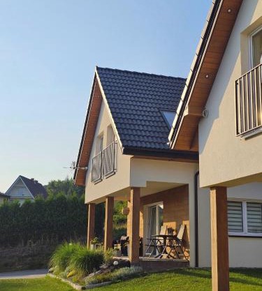 Dom z Widokiem na Góry i Jacuzzi - "Domki na Słonecznym Wzgórzu"