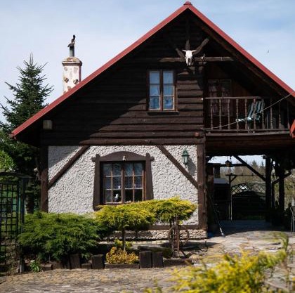 Domek myśliwski na wsi