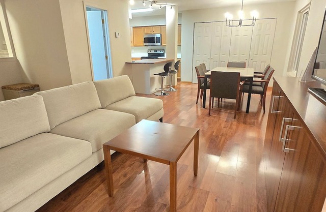 Downtown Chanhassen Townhome - 3 bedrooms