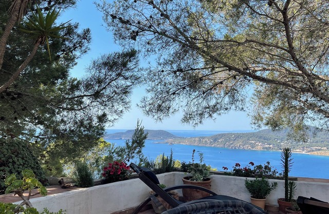 Dream house with exceptional views