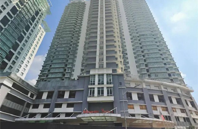Dua Sentral Residential Apartments Tower