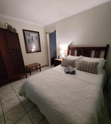 Dutch on Tecoma, Wonderboom, Pretoria