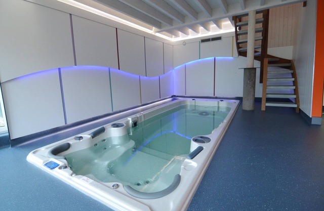 Eco Farmhouse by High Fens