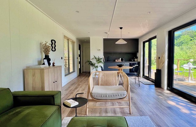 Eco Retreat with River Views in Shropshire