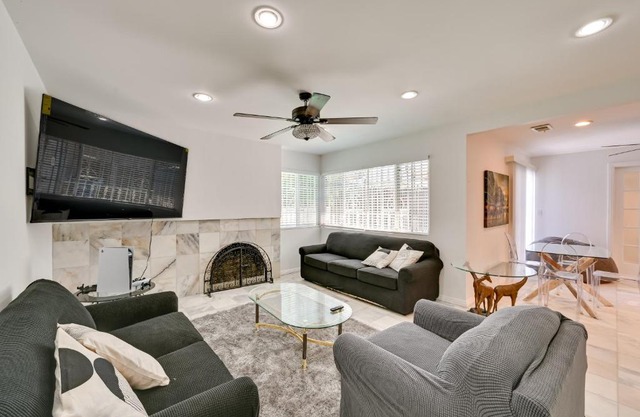 El Cajon Home with Pool 17 Mi to Downtown San Diego!