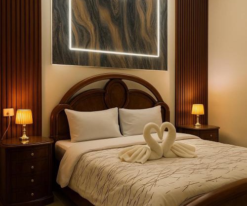 Elegant Downtown Apartment PlayStation Included