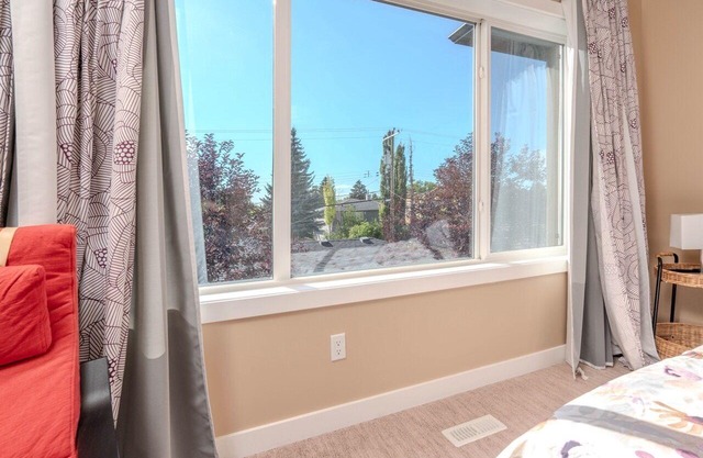 Elegant home Near UofC | 2King+2Queen