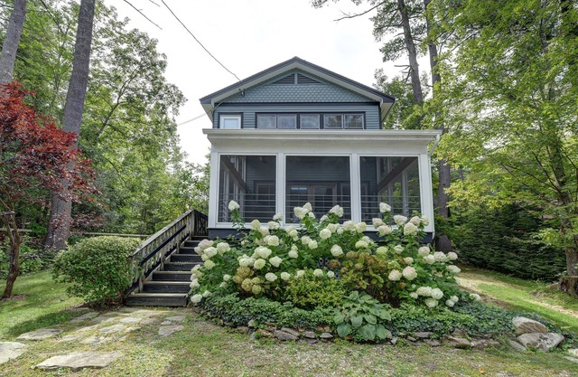 Elegant Lake Buel Home