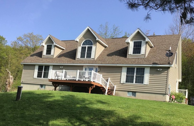 Elegant4bedroom home near Windham & Hunter Skiing, biking & hiking