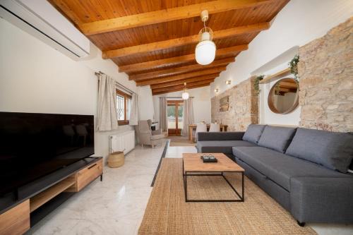 Elida Inn Near ATH Airport