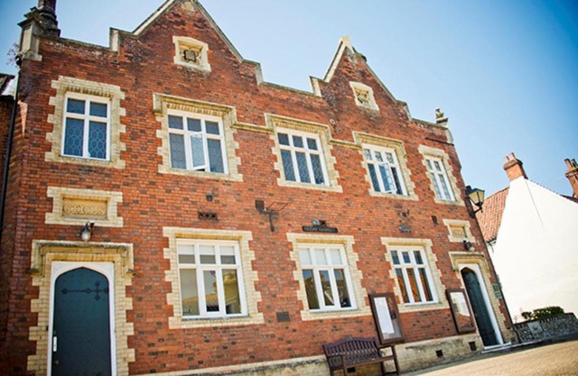 Elmham House - Pilgrim Hotel