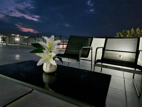 Emi Center Apartments