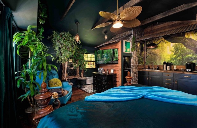 Enchanted Forest: a Magical Luxury Studio