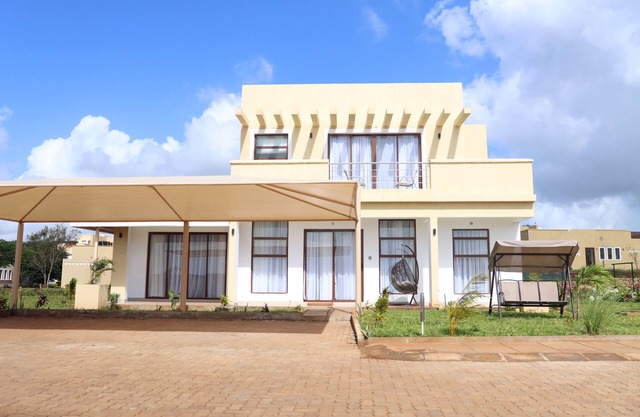 Escape to Luxury 4BR Villa with a Pool at Vipingo Ridge Beach