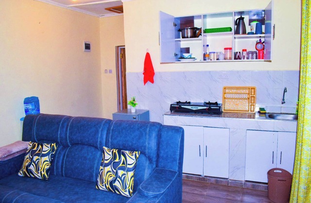 Escape to the beautiful valleys of Naivasha with a village feel and forests