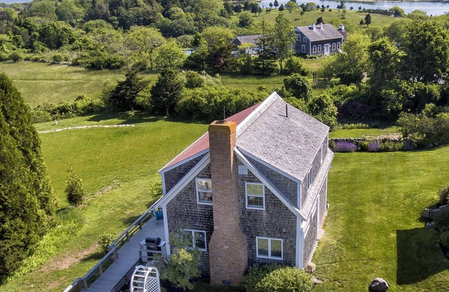 Estate Guesthouse ~ Glorious Water Views ~ 2 Private Beaches!