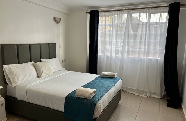 Executive & Cozy 2 Bedroom Bnb in Thika Town near Paleo Hotel and Nightfall Park