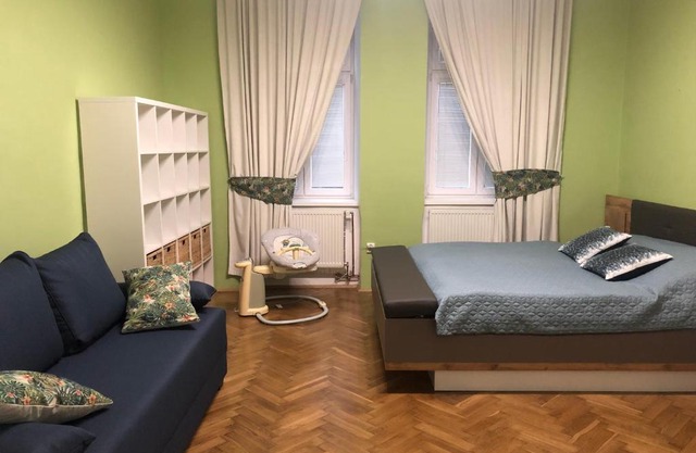 Family Apartment next to the park