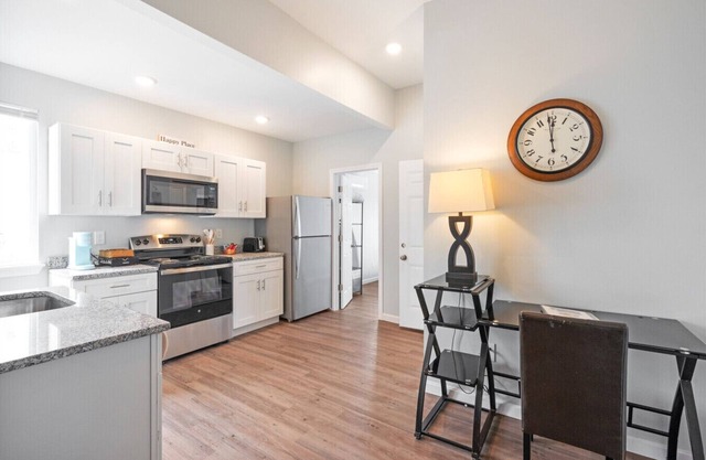 Family beach getaway| sleeps 5