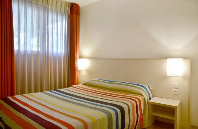 Family Escape w/Balcony Near Geneva& Jura Trails - Perfect for Nature Getaway!