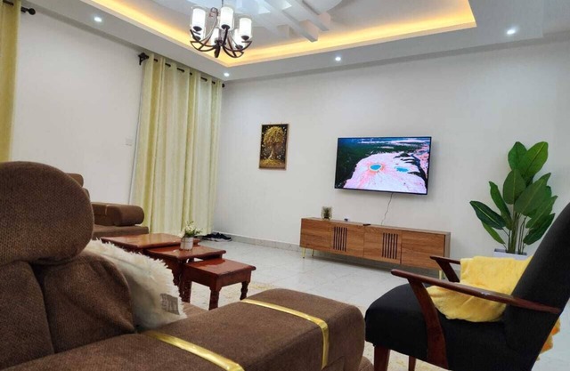 Family friendly 4-bedroom villa in Naivasha Kenya