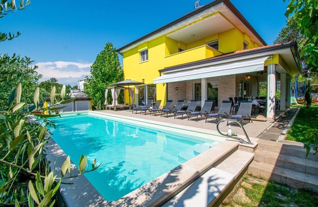 Family-friendly villa with a private pool in Porec