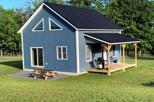 Farmhouse cottage close to Smugglers Notch