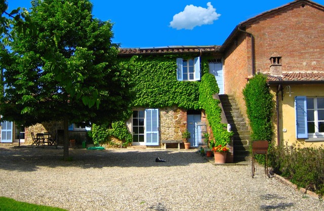 Fattoria Santa Vittoria Apartment Upupa #2