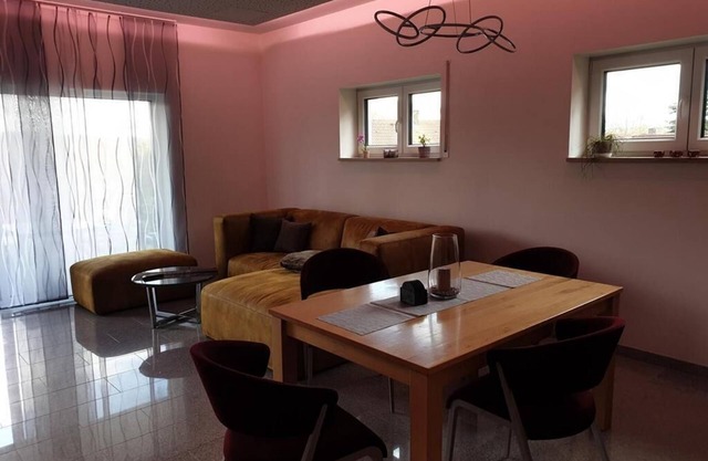Ferienwohnung mit 2 Schlafzimmer und Terrasse