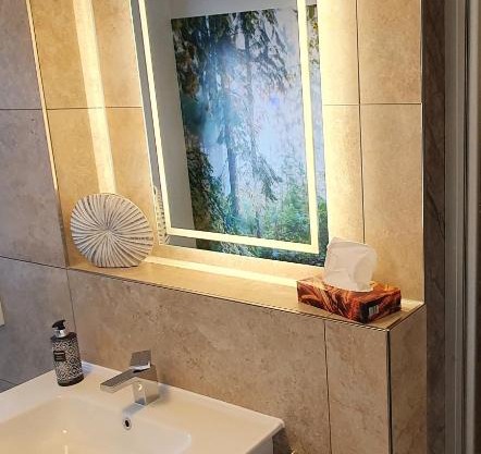 Ferienwohnungen Thon an der Schloßruine