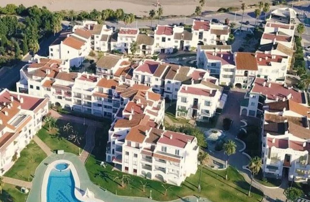 First floor apartment in "Habitat Playa Romana" (Alcossebre)