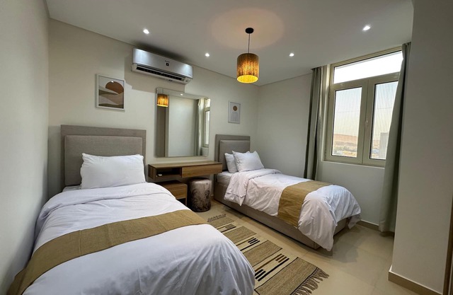 First Row to Pyramids 2BDR Apt