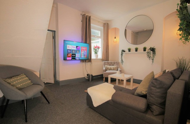 Fitzroy Street (5 beds)