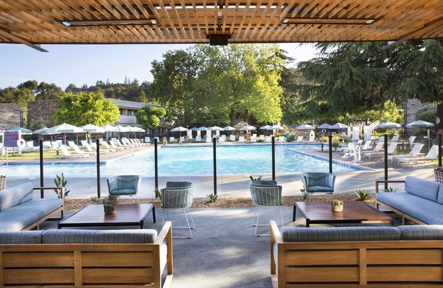 Flamingo Resort & Spa Santa Rosa Sonoma, Tapestry by Hilton