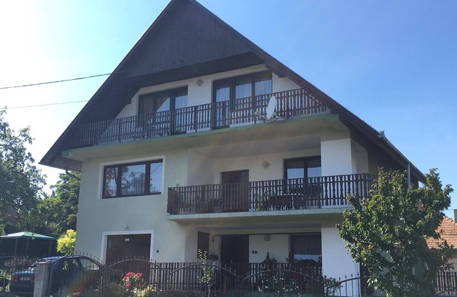 Flat in Fonyód with barbecue, garden and terrace