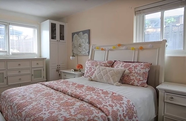 Gilmore Place, 5 min to downtown Providence