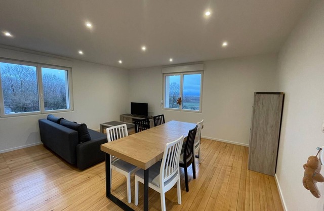 Gîte with view of Mont St Odile for 4-6 people.