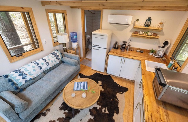 Glaucomy`s Suite | 1 Bed & 1 Bath