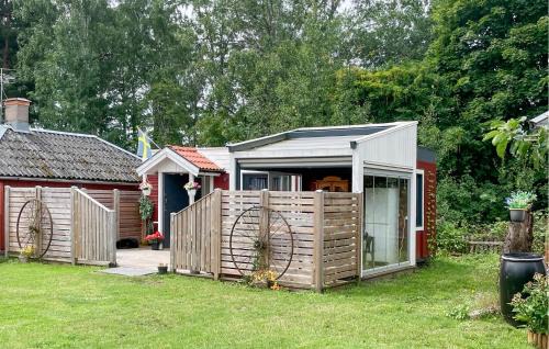 Gorgeous Home In Västervik With Wifi