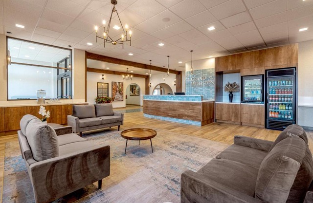 Grand Williston Hotel and Conference Center