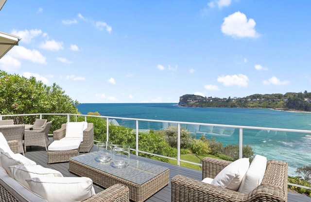 Grandview over Whale Beach by TCC