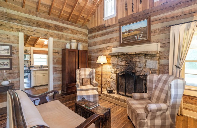 Green Frog Farm Cabins