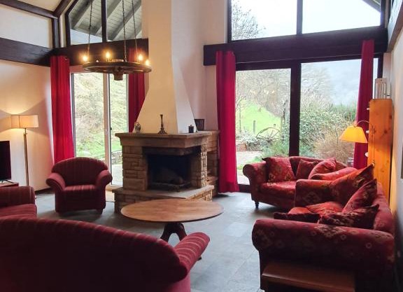 Großes Ferienhaus Sauerburgblick